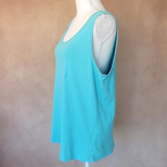 Comfy & Stretchy Turquoise Tank Top FINAL PRICE - Picture 2 of 4